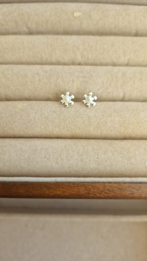 Florcitas con perlas - Image 2