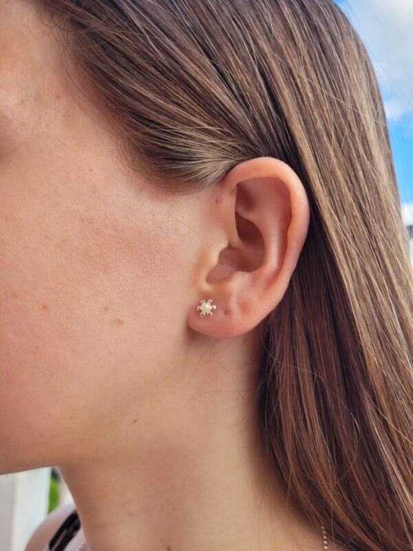 Florcitas con perlas - Image 3