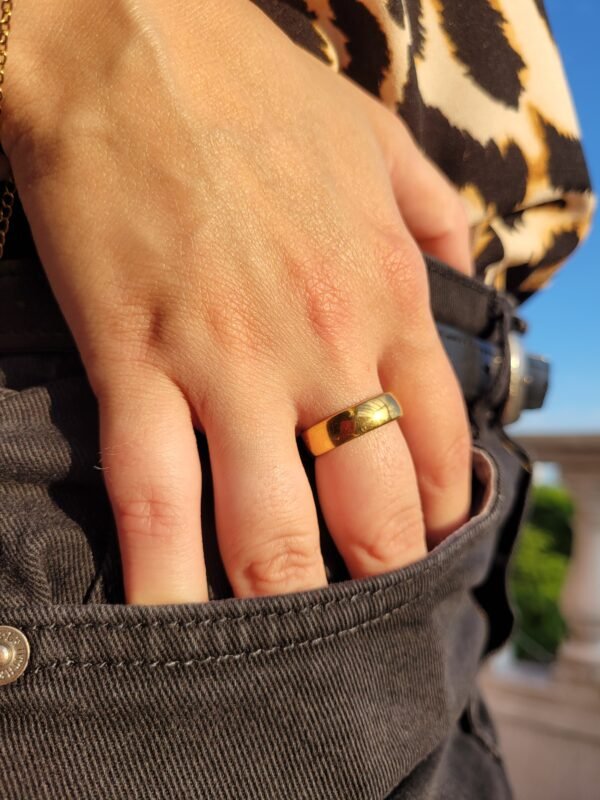 Anillo curvo