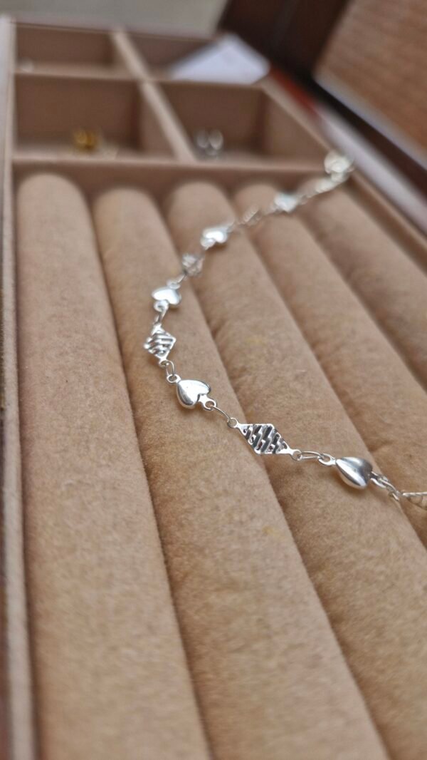 Pulsera love